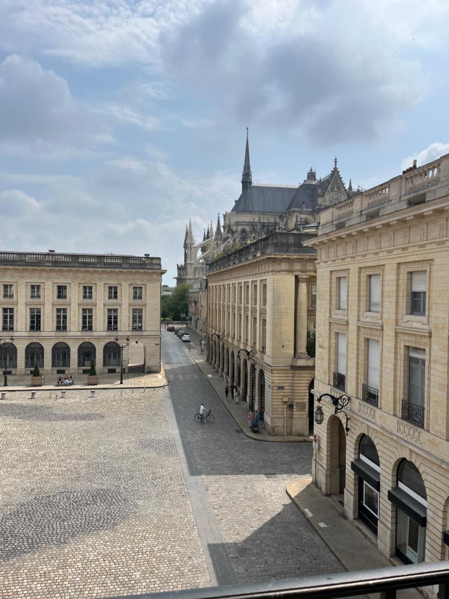 Royal Home, Hypercentre Avec Vue Cathedrale Apartment *
